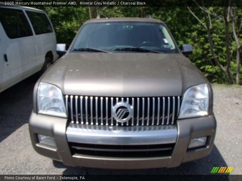 Mineral Grey Metallic / Charcoal Black 2006 Mercury Mountaineer Premier AWD