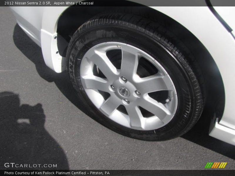 Aspen White / Charcoal 2012 Nissan Sentra 2.0 SR