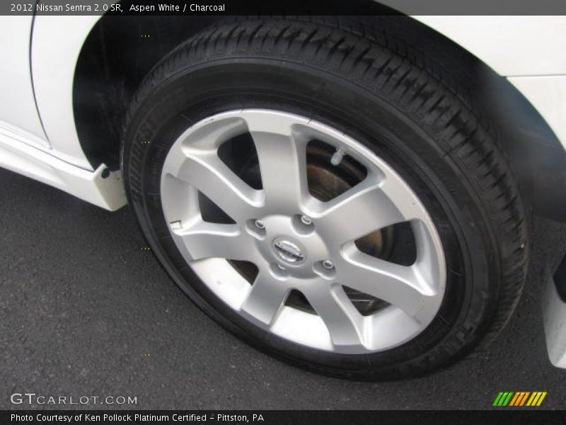 Aspen White / Charcoal 2012 Nissan Sentra 2.0 SR
