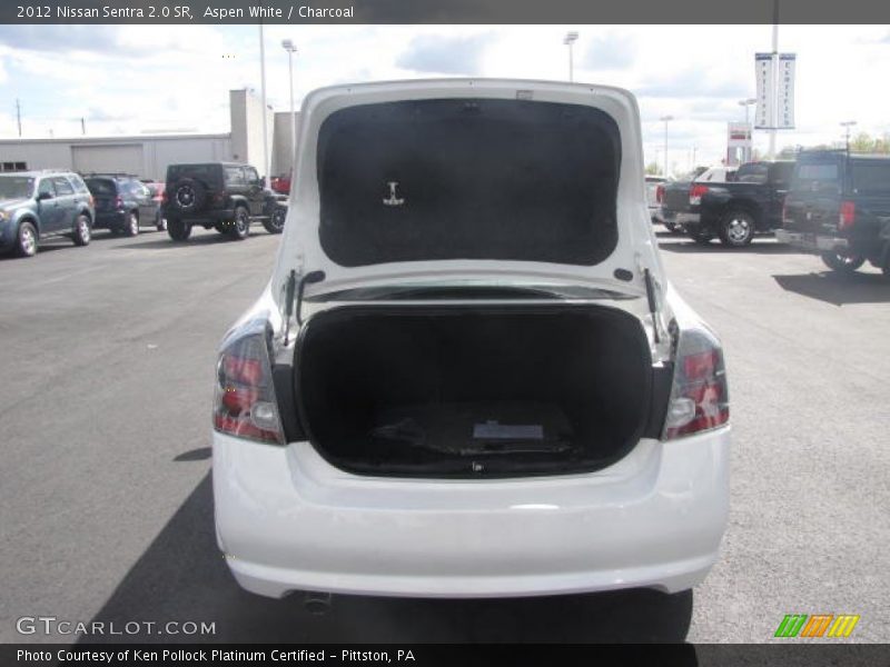 Aspen White / Charcoal 2012 Nissan Sentra 2.0 SR