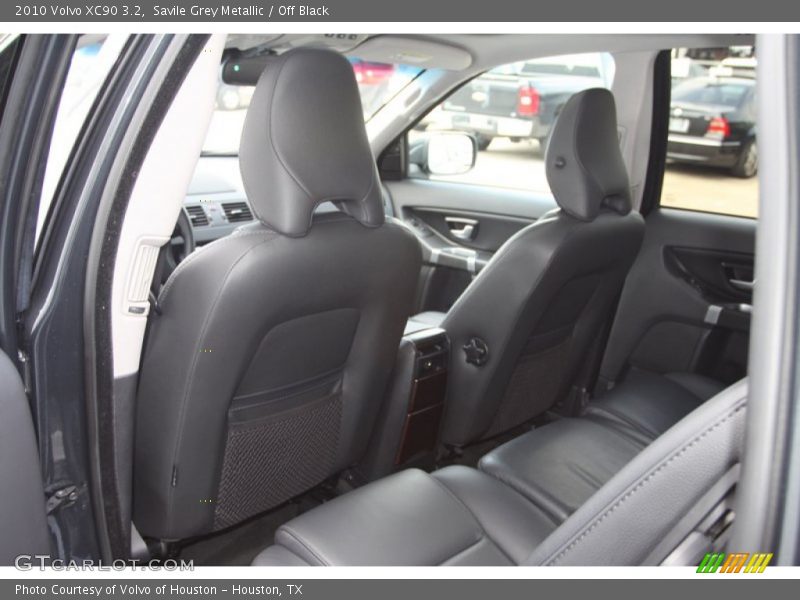 Savile Grey Metallic / Off Black 2010 Volvo XC90 3.2