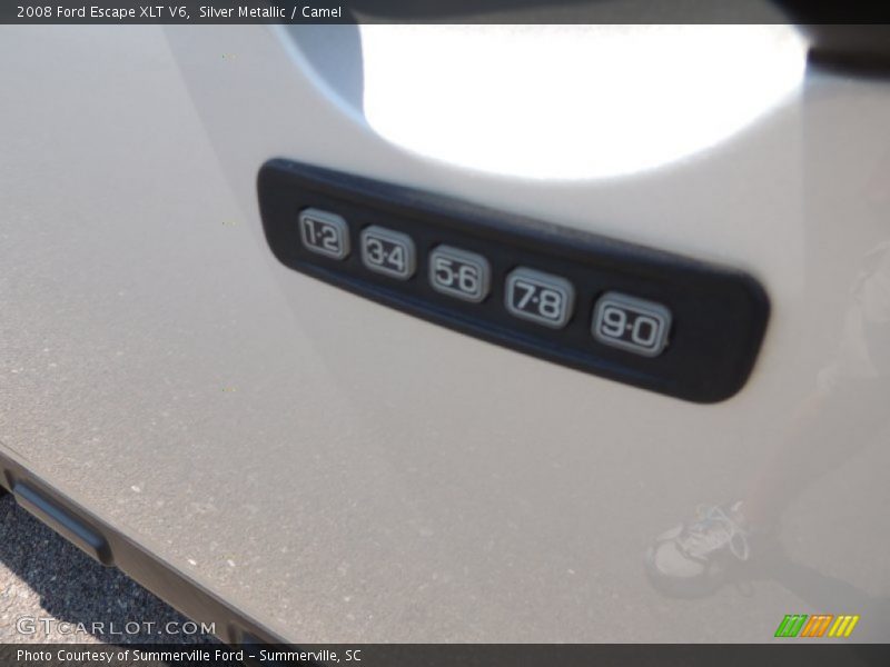 Silver Metallic / Camel 2008 Ford Escape XLT V6