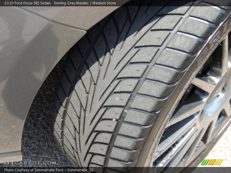 Sterling Grey Metallic / Medium Stone 2010 Ford Focus SES Sedan