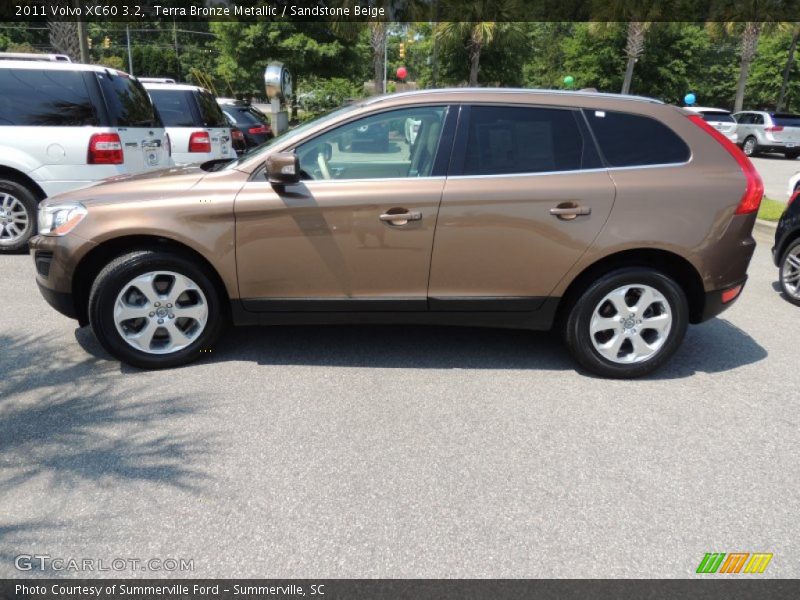 Terra Bronze Metallic / Sandstone Beige 2011 Volvo XC60 3.2