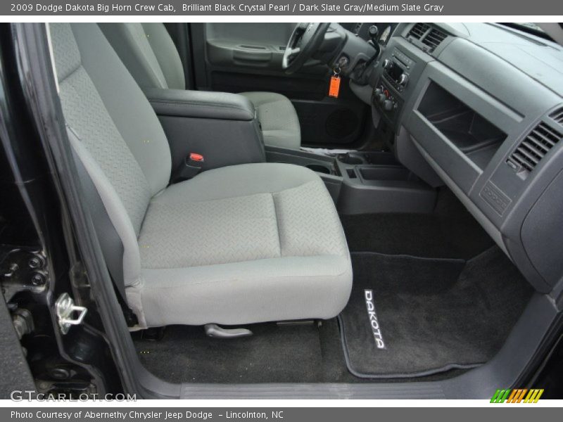 Front Seat of 2009 Dakota Big Horn Crew Cab