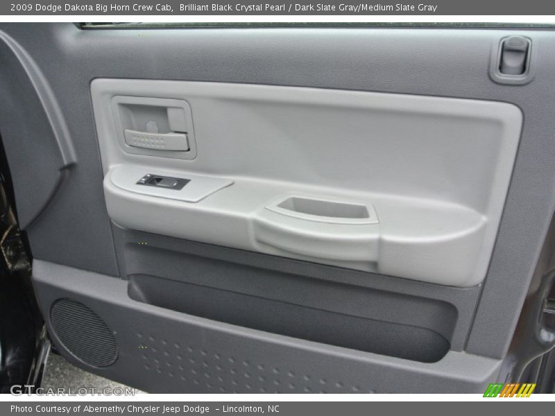 Door Panel of 2009 Dakota Big Horn Crew Cab