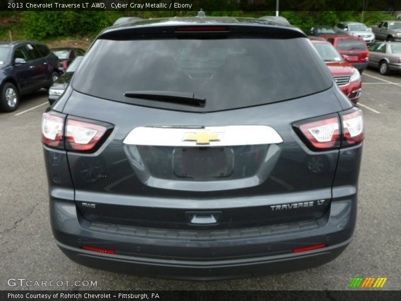 Cyber Gray Metallic / Ebony 2013 Chevrolet Traverse LT AWD