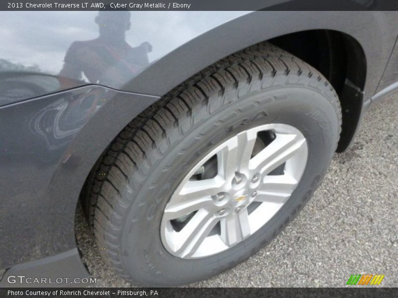 Cyber Gray Metallic / Ebony 2013 Chevrolet Traverse LT AWD