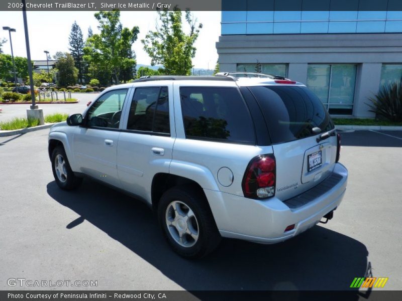 Silver Ice Metallic / Gray 2009 Chevrolet TrailBlazer LT