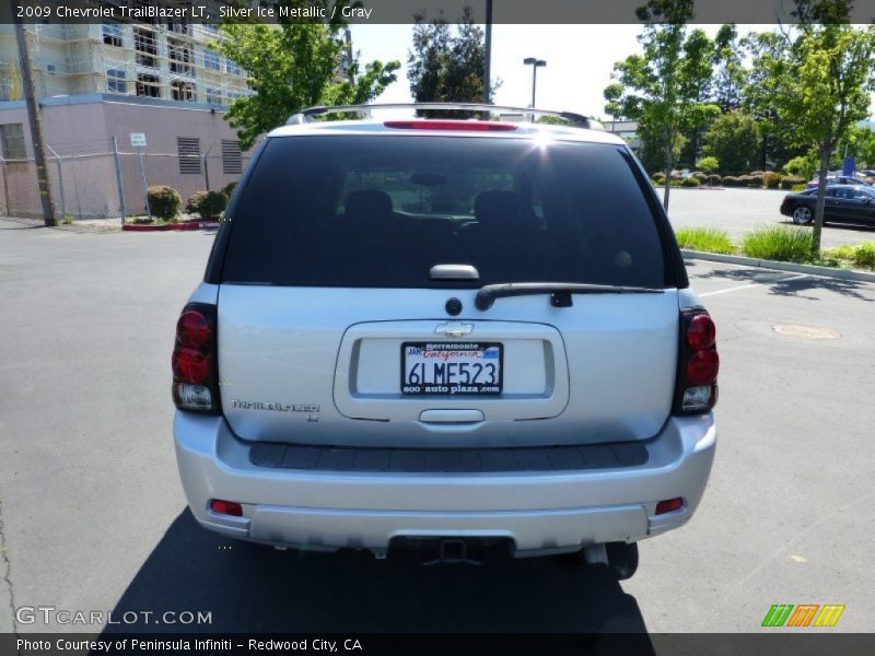 Silver Ice Metallic / Gray 2009 Chevrolet TrailBlazer LT