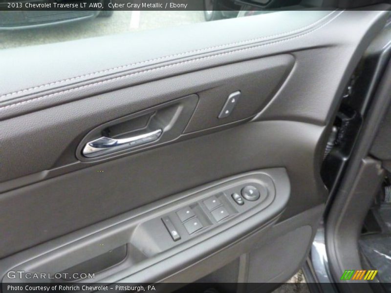 Cyber Gray Metallic / Ebony 2013 Chevrolet Traverse LT AWD