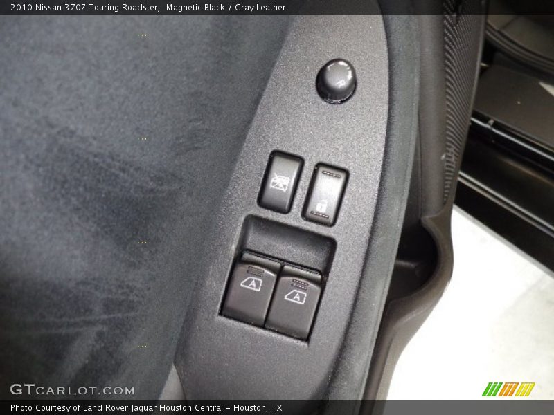 Magnetic Black / Gray Leather 2010 Nissan 370Z Touring Roadster