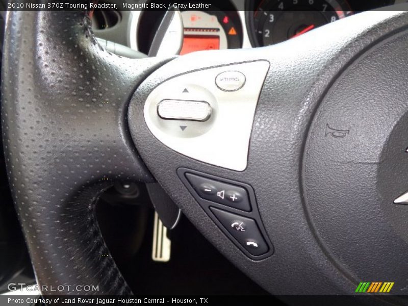 Controls of 2010 370Z Touring Roadster
