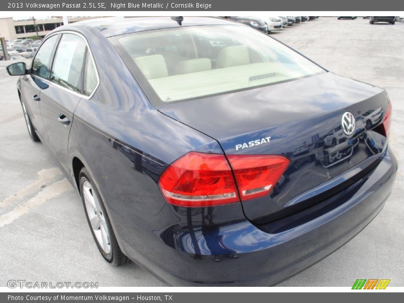 Night Blue Metallic / Cornsilk Beige 2013 Volkswagen Passat 2.5L SE