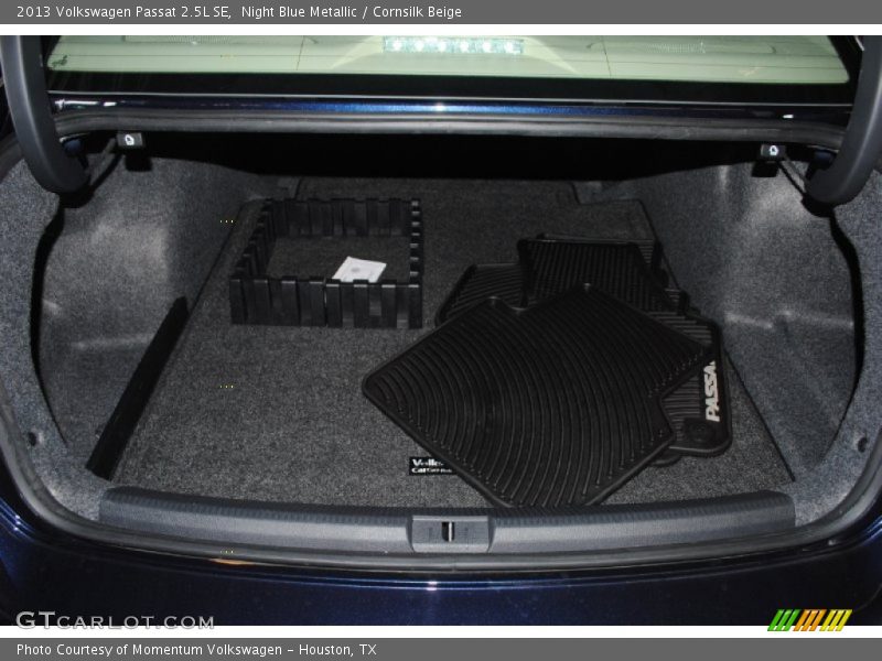 Night Blue Metallic / Cornsilk Beige 2013 Volkswagen Passat 2.5L SE