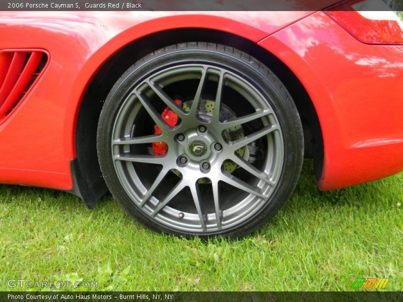 Custom Wheels of 2006 Cayman S