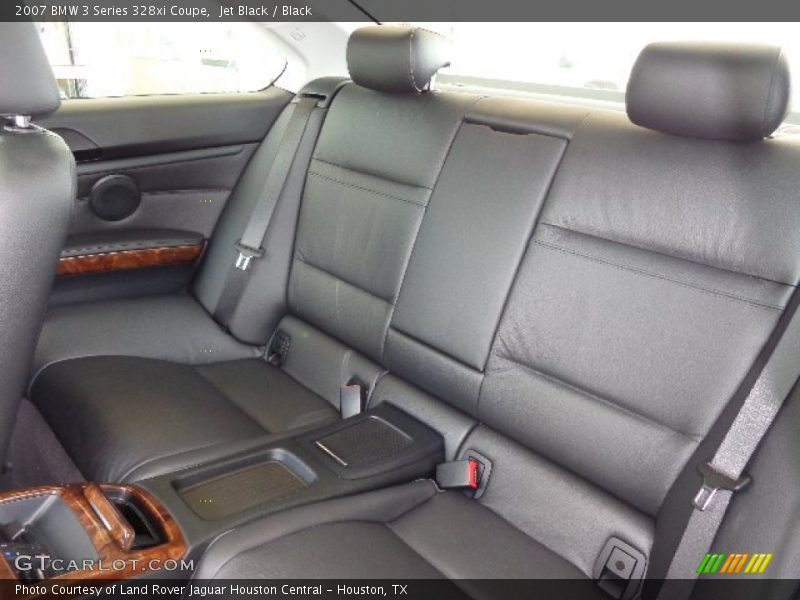 Rear Seat of 2007 3 Series 328xi Coupe