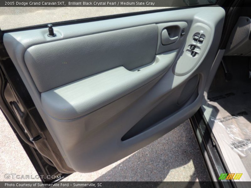 Brilliant Black Crystal Pearl / Medium Slate Gray 2005 Dodge Grand Caravan SXT