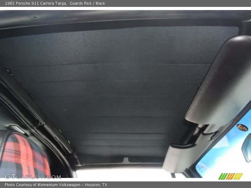 Guards Red / Black 1982 Porsche 911 Carrera Targa