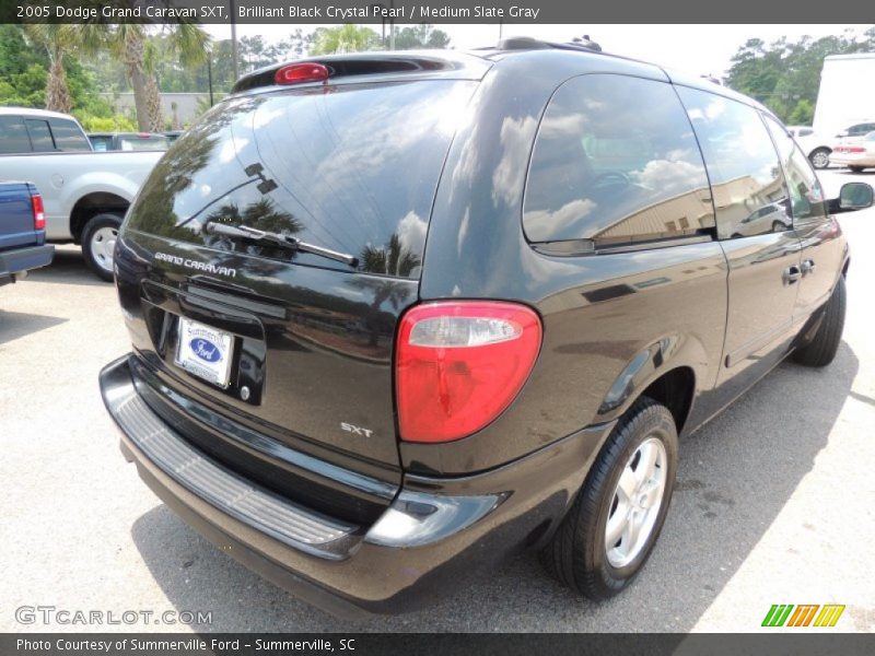 Brilliant Black Crystal Pearl / Medium Slate Gray 2005 Dodge Grand Caravan SXT