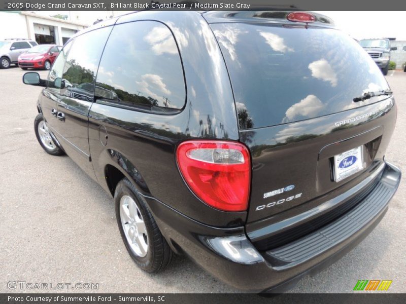 Brilliant Black Crystal Pearl / Medium Slate Gray 2005 Dodge Grand Caravan SXT