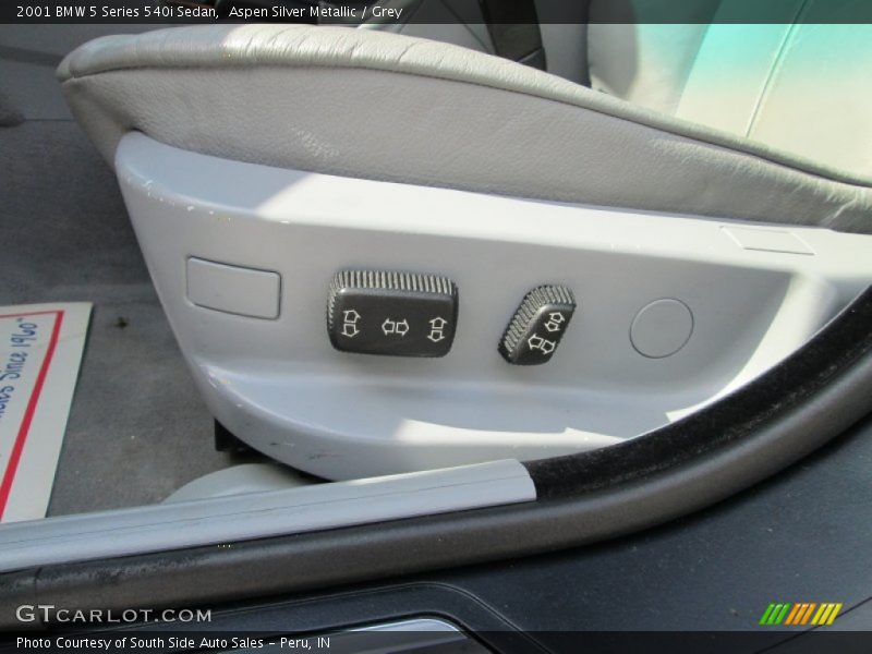 Aspen Silver Metallic / Grey 2001 BMW 5 Series 540i Sedan