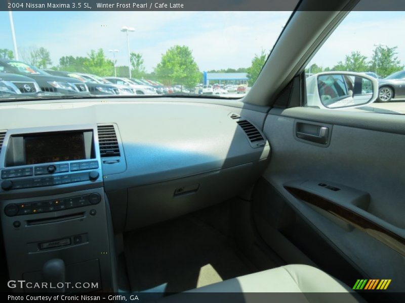 Winter Frost Pearl / Cafe Latte 2004 Nissan Maxima 3.5 SL