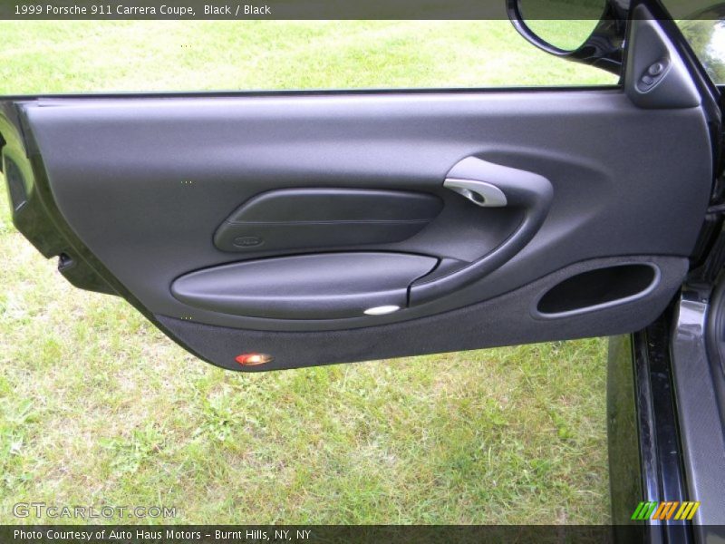 Door Panel of 1999 911 Carrera Coupe