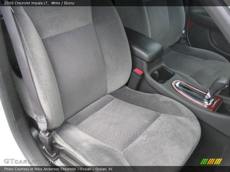 White / Ebony 2009 Chevrolet Impala LT