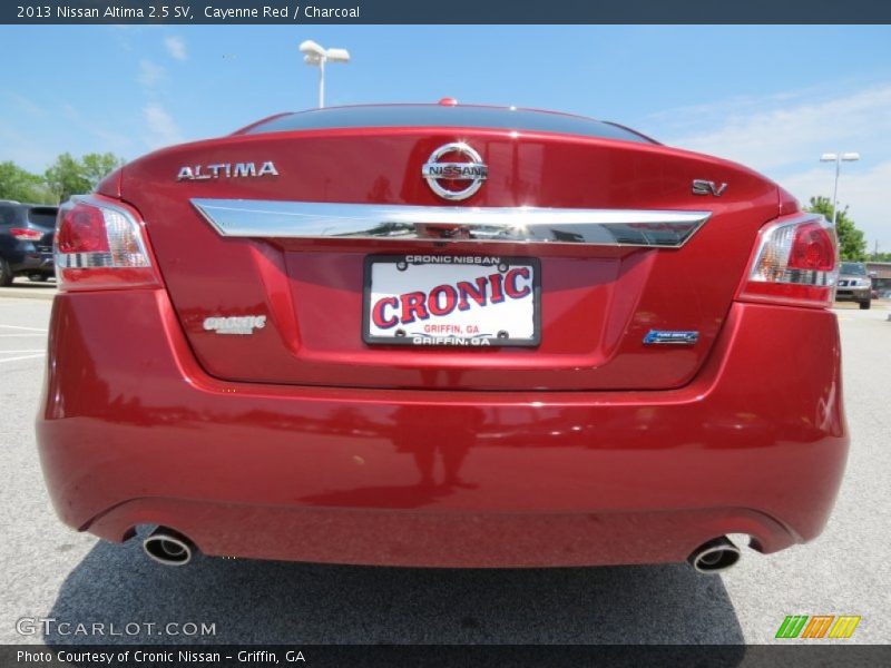 Cayenne Red / Charcoal 2013 Nissan Altima 2.5 SV