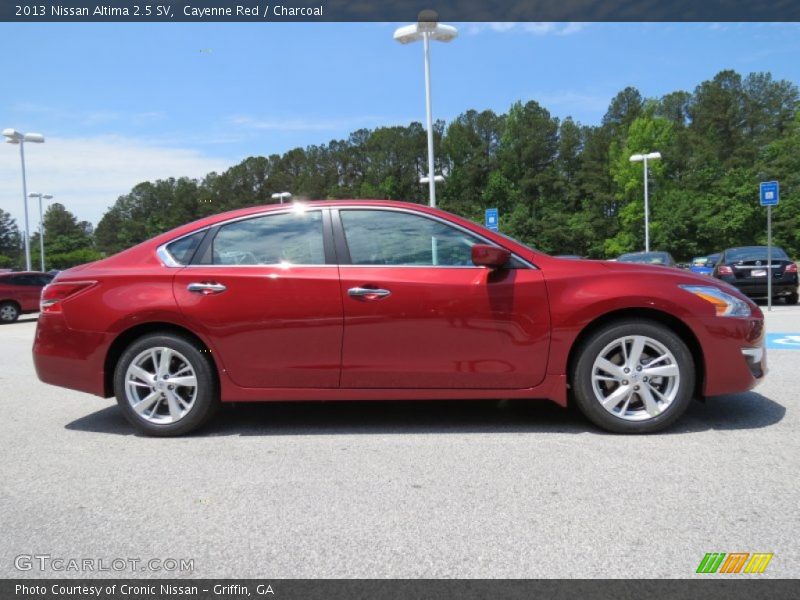 Cayenne Red / Charcoal 2013 Nissan Altima 2.5 SV