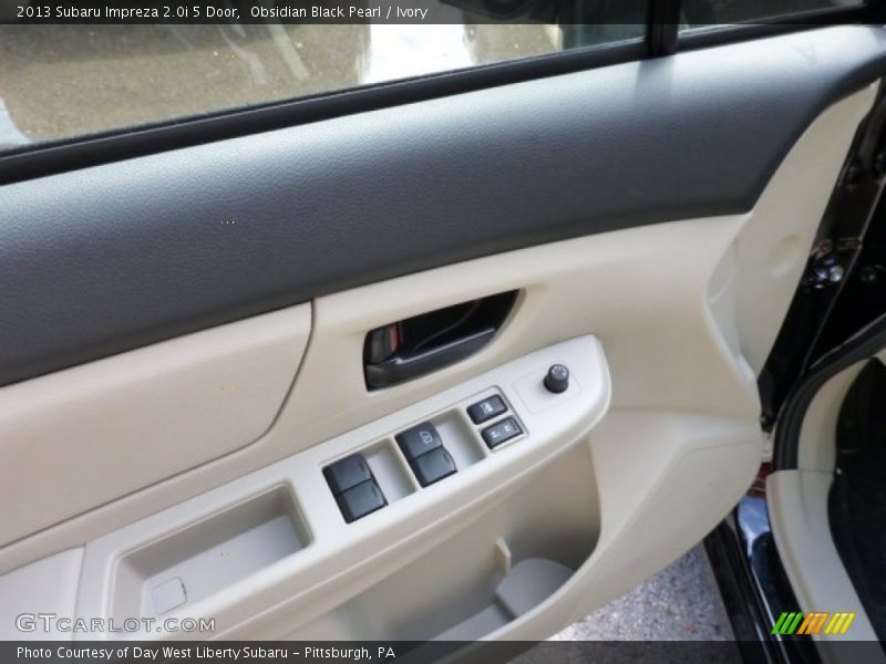 Obsidian Black Pearl / Ivory 2013 Subaru Impreza 2.0i 5 Door