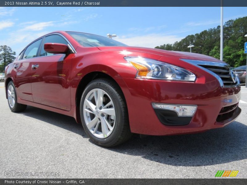 Cayenne Red / Charcoal 2013 Nissan Altima 2.5 SV
