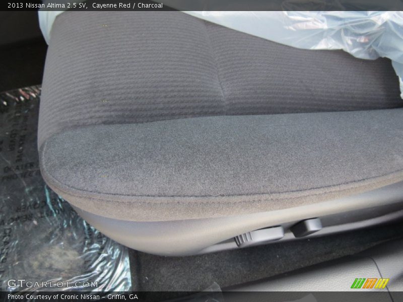 Cayenne Red / Charcoal 2013 Nissan Altima 2.5 SV