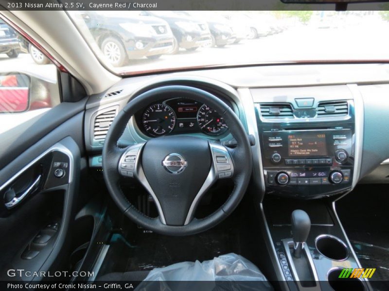 Cayenne Red / Charcoal 2013 Nissan Altima 2.5 SV