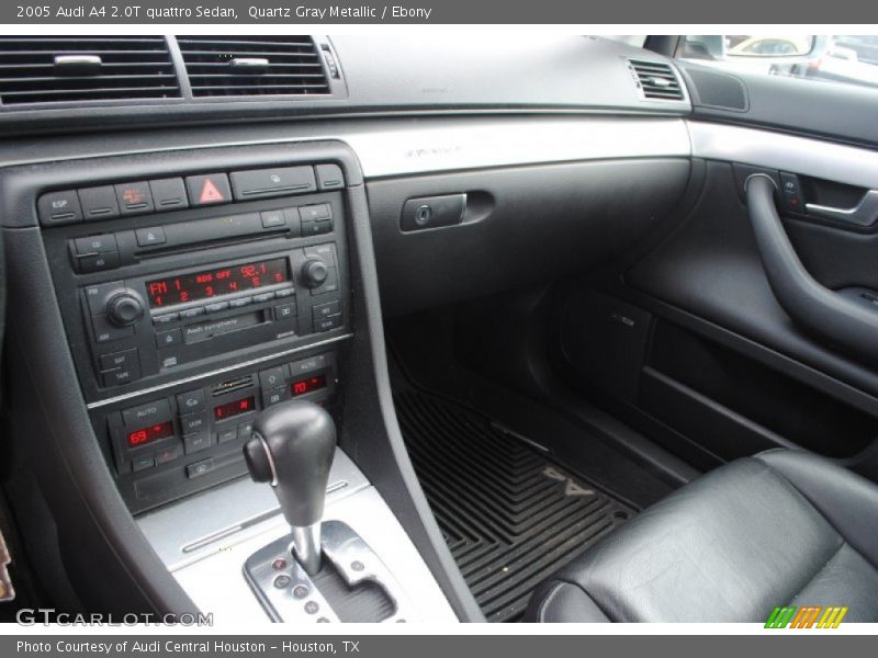 Quartz Gray Metallic / Ebony 2005 Audi A4 2.0T quattro Sedan