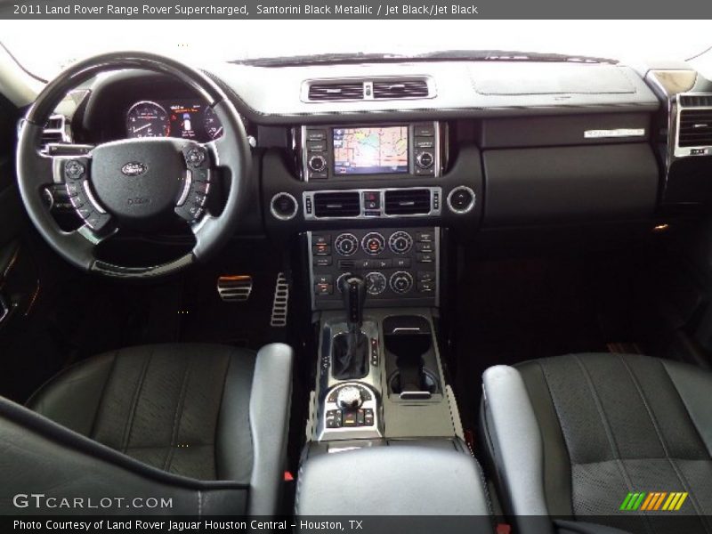 Dashboard of 2011 Range Rover Supercharged