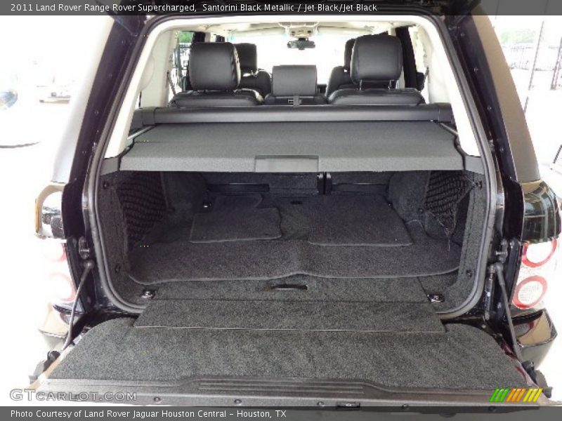  2011 Range Rover Supercharged Trunk