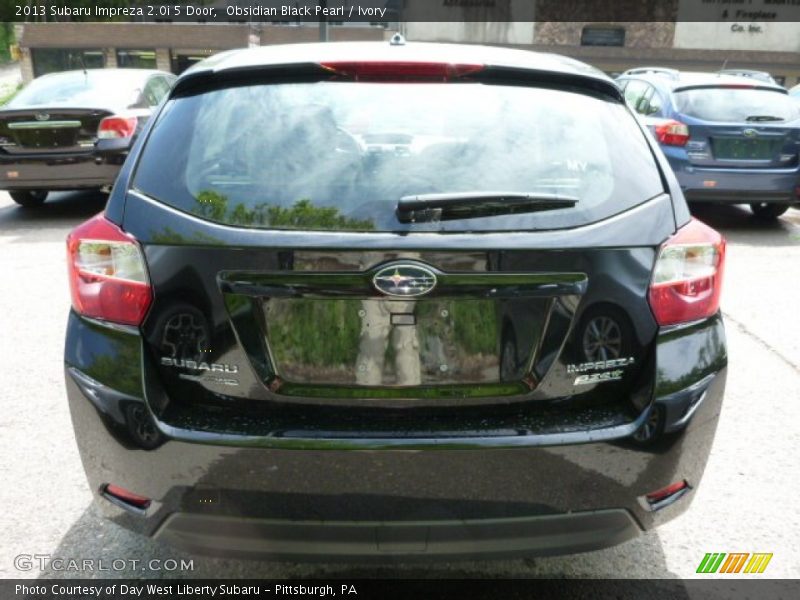 Obsidian Black Pearl / Ivory 2013 Subaru Impreza 2.0i 5 Door