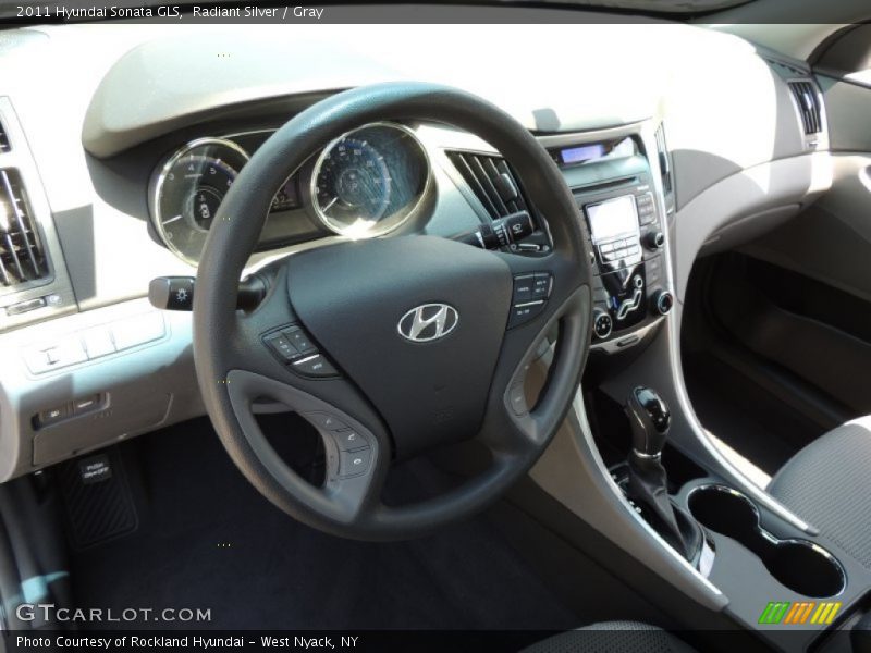 Dashboard of 2011 Sonata GLS