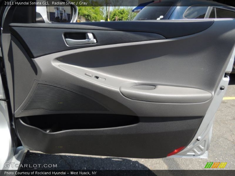 Radiant Silver / Gray 2011 Hyundai Sonata GLS