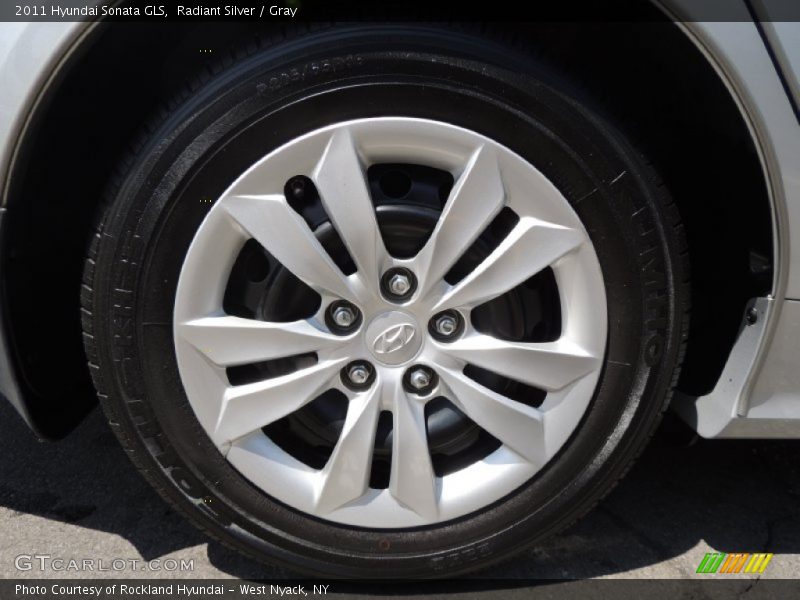  2011 Sonata GLS Wheel