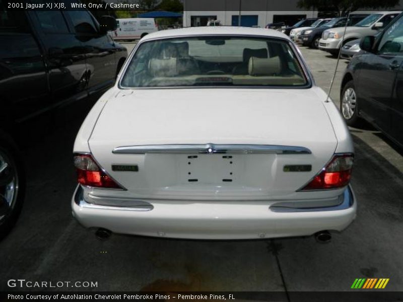 White Onyx / Cashmere 2001 Jaguar XJ XJ8