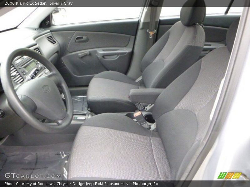  2006 Rio LX Sedan Gray Interior