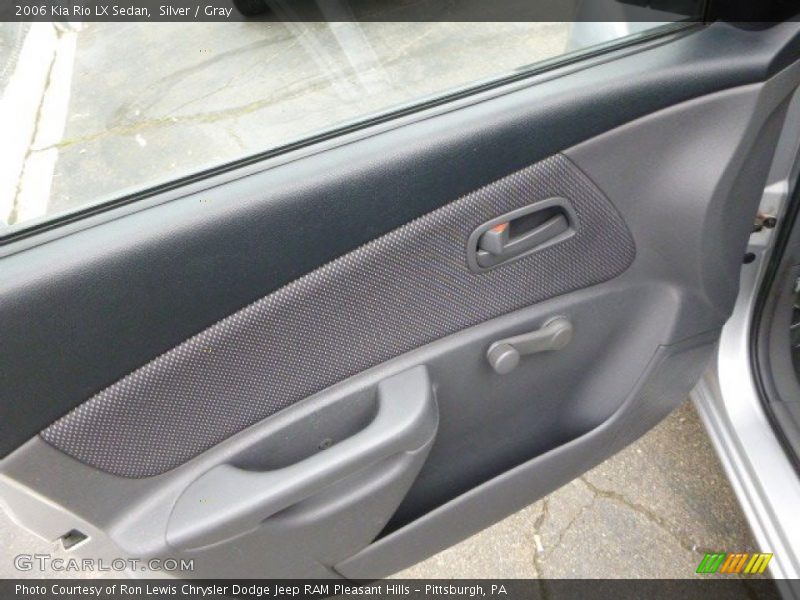 Door Panel of 2006 Rio LX Sedan