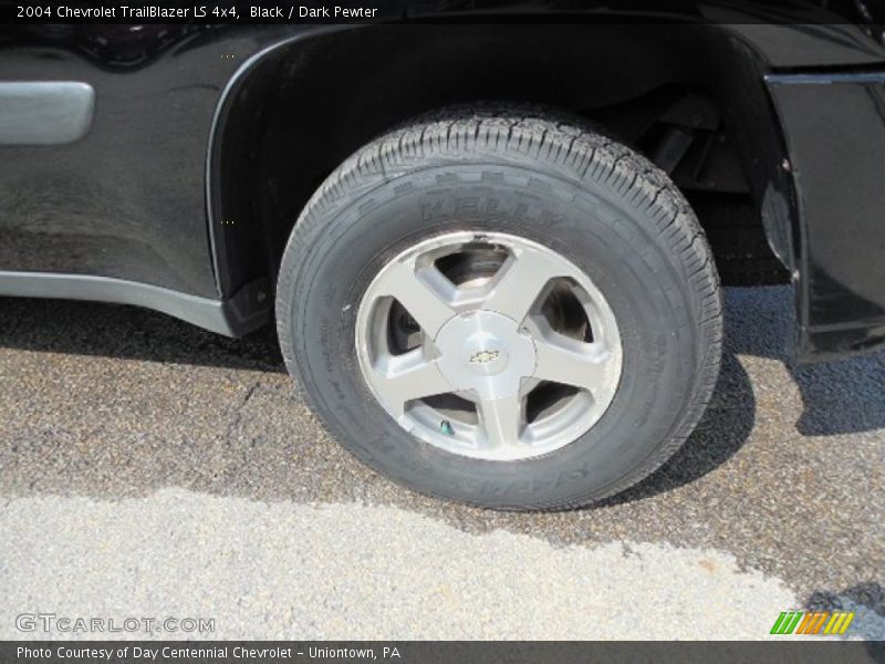 Black / Dark Pewter 2004 Chevrolet TrailBlazer LS 4x4