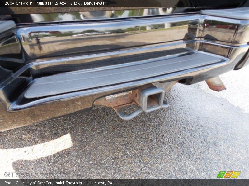 Black / Dark Pewter 2004 Chevrolet TrailBlazer LS 4x4