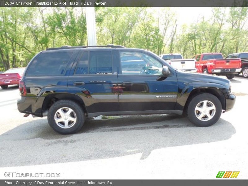 Black / Dark Pewter 2004 Chevrolet TrailBlazer LS 4x4