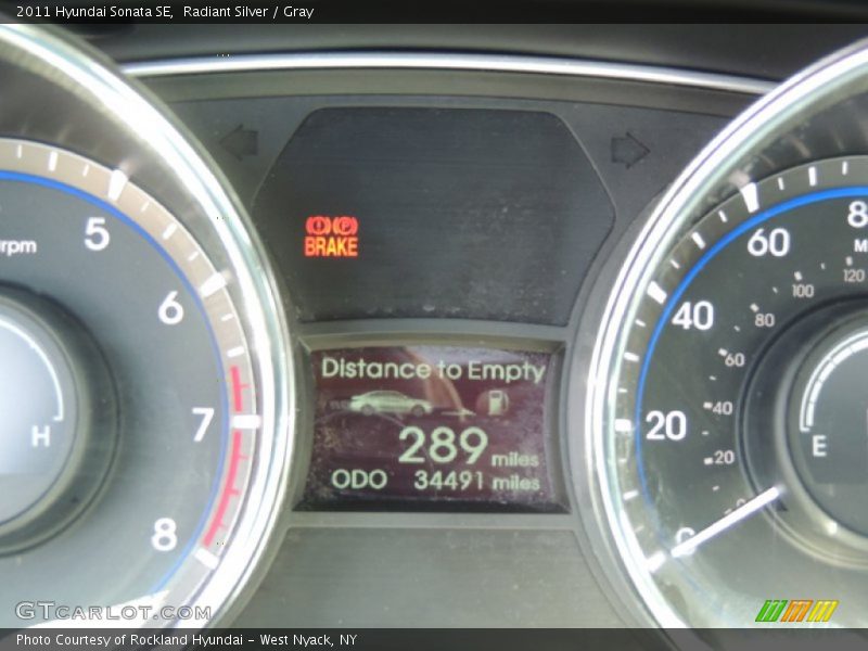 Radiant Silver / Gray 2011 Hyundai Sonata SE