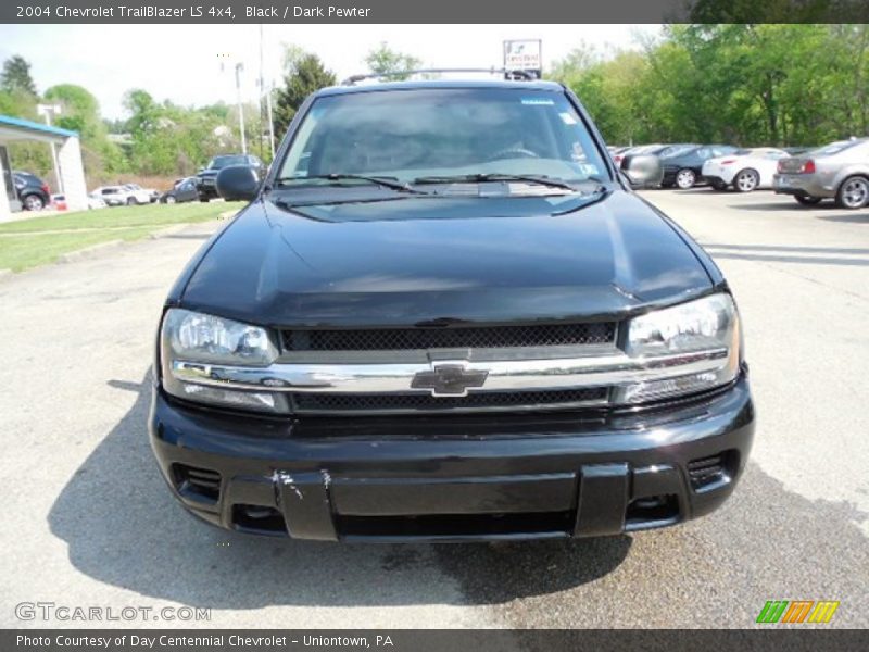 Black / Dark Pewter 2004 Chevrolet TrailBlazer LS 4x4